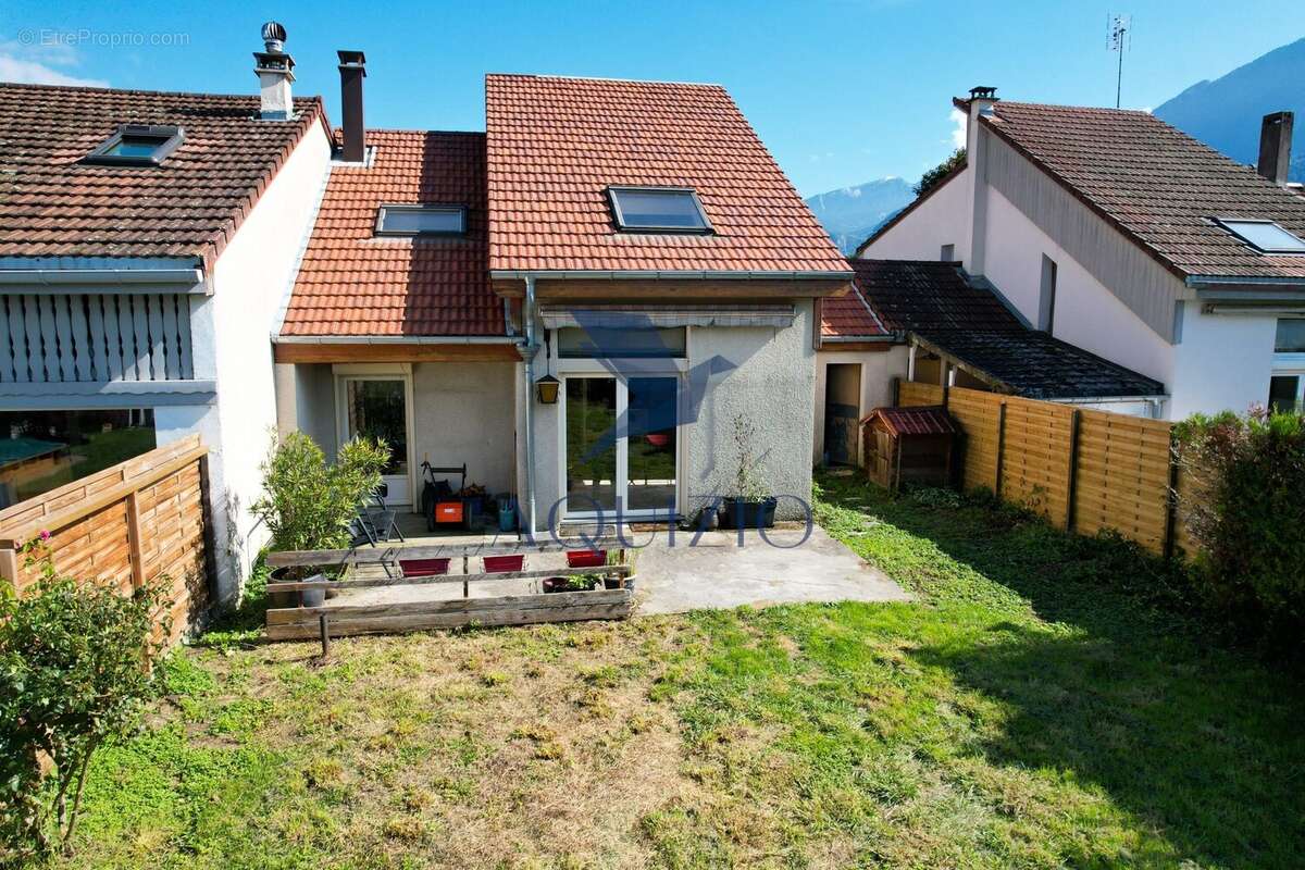 Maison à BONNEVILLE