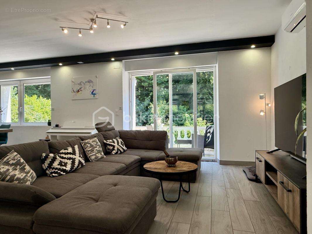 Maison à HOMBOURG-HAUT