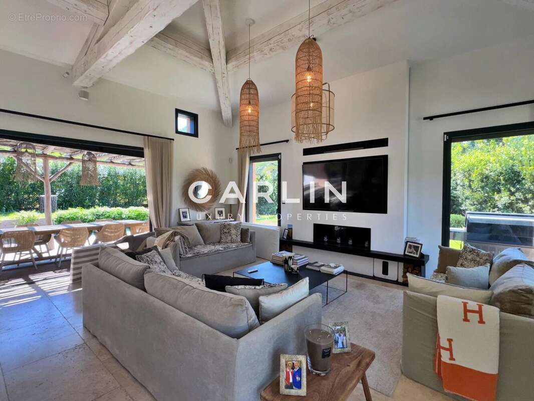 Superbe villa à deux pas du centre de Saint-Tropez - photo 8