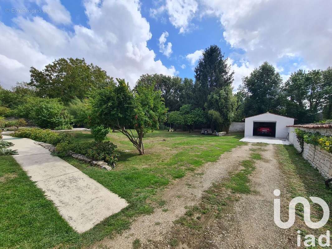 Maison 130 m² à Varaize  - photo 6