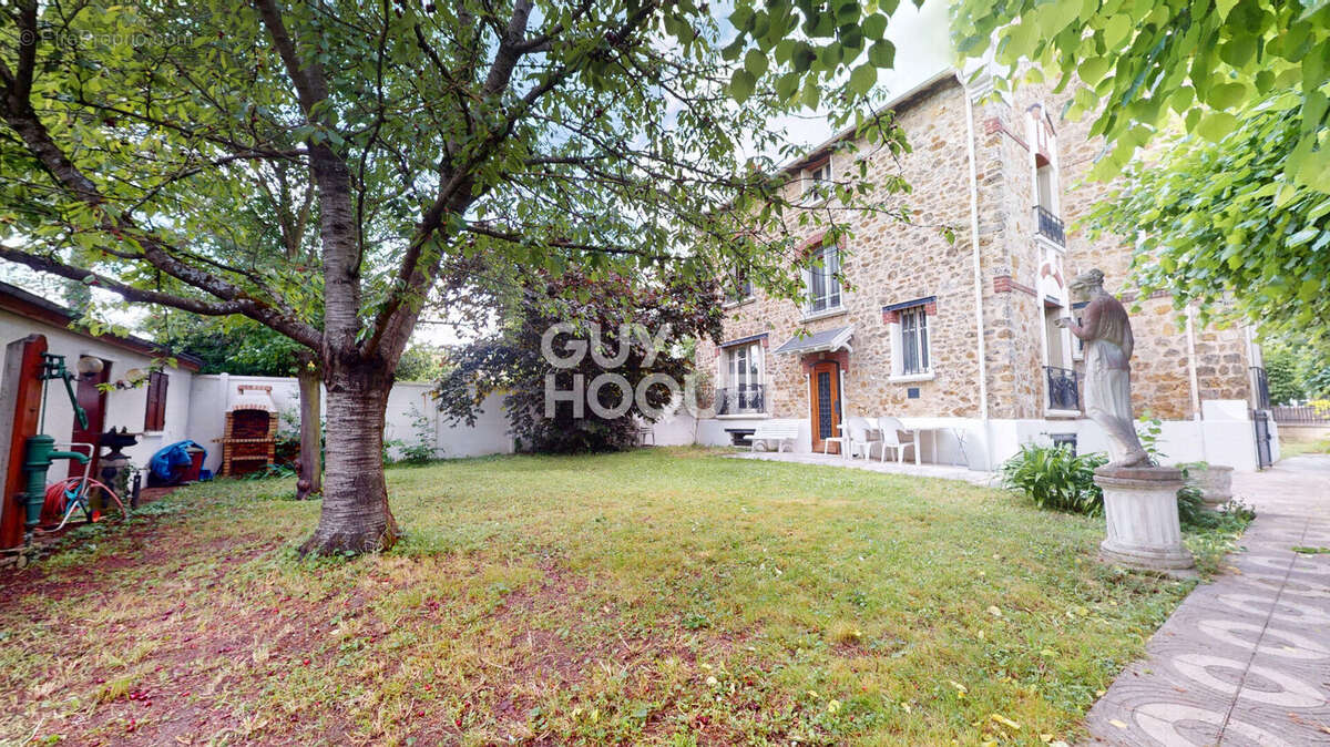 Maison à ERMONT