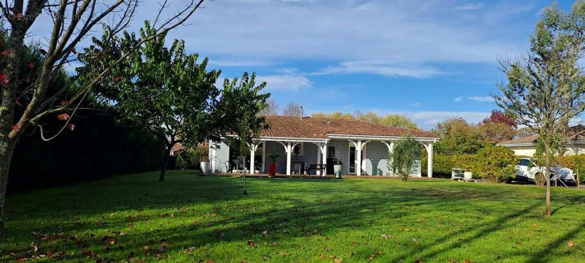 Maison à RION-DES-LANDES