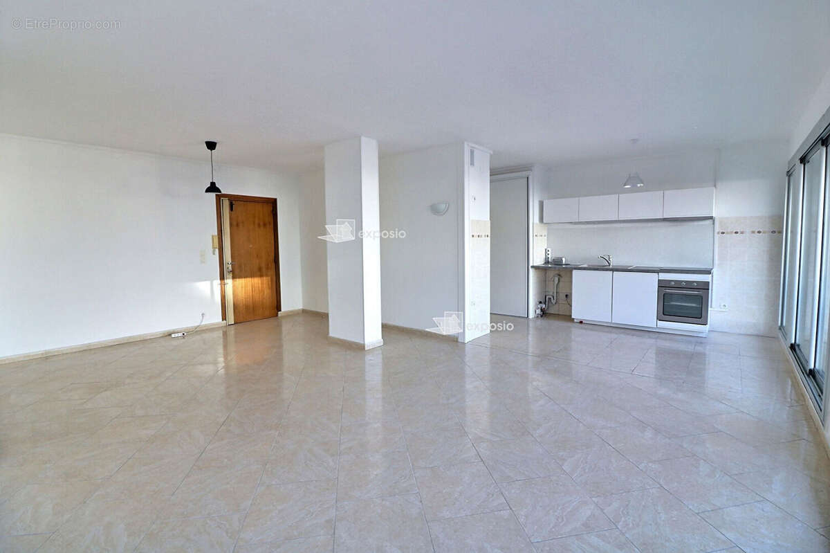Appartement à MARSEILLE-8E