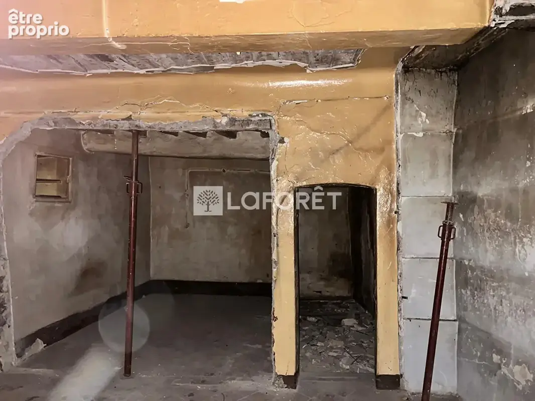 Immeuble St Maximin La Ste Baume 240 m² - photo 2