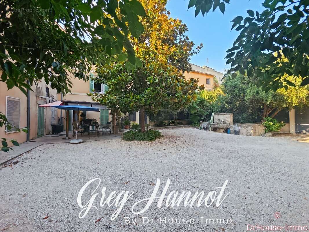 Terrain à LA VALETTE-DU-VAR