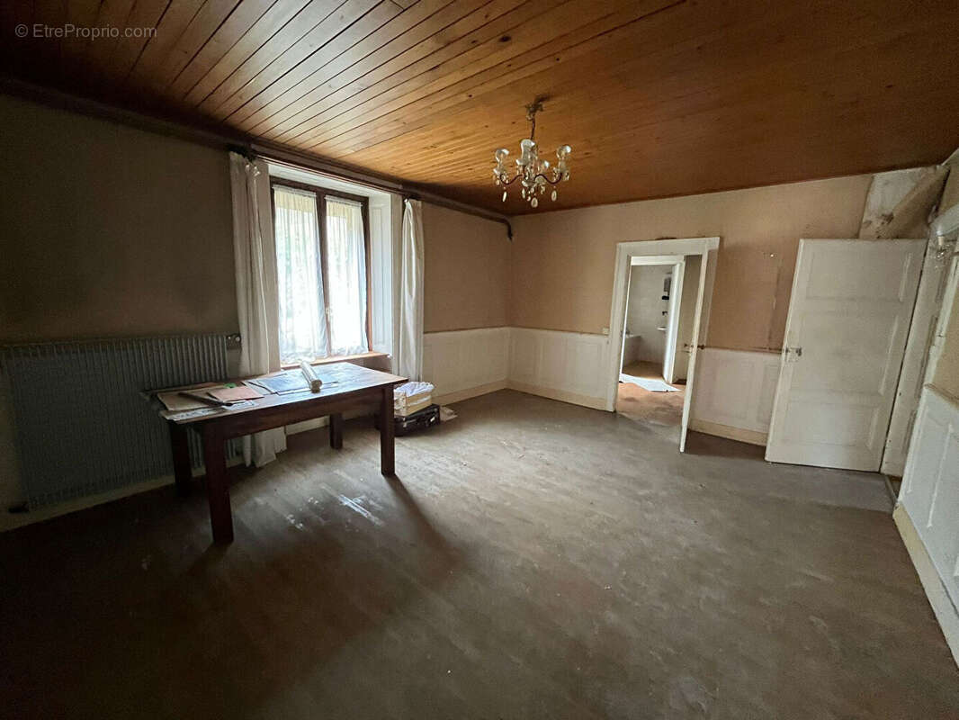 Maison à BEURE