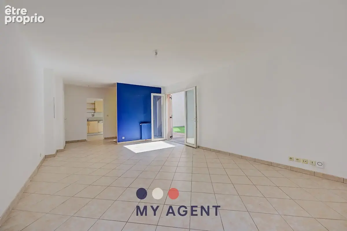 Maison de ville 5 pièces 121 m² avec terrasse, 2 garages et cave - photo 11