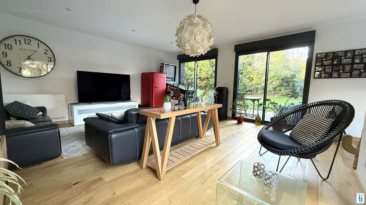 Maison à MONT-SAINT-AIGNAN