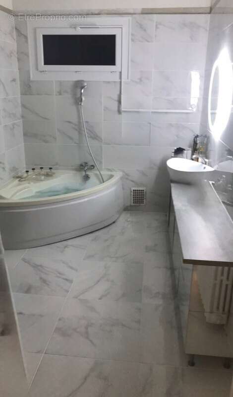 Maison à vendre 7 pièces LEZOUX (63) - photo 4