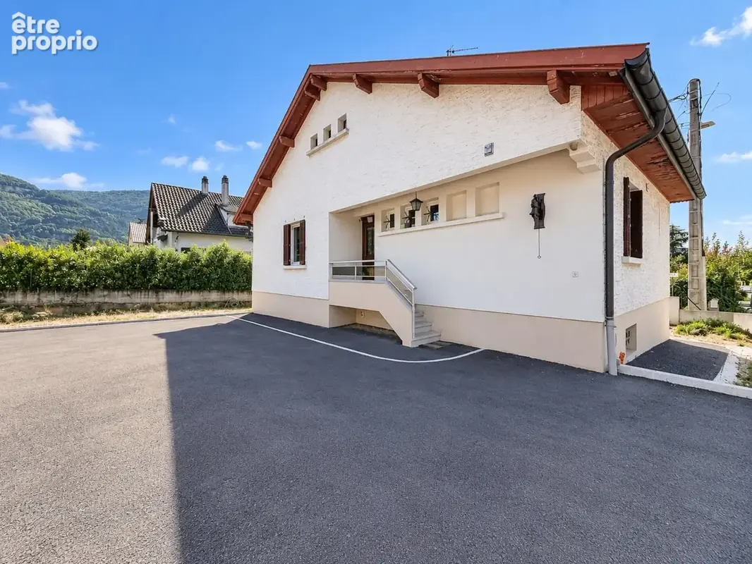 Maison 155 m²  T5 avec deux studios indépendants – GAILLARD (74) - photo 11