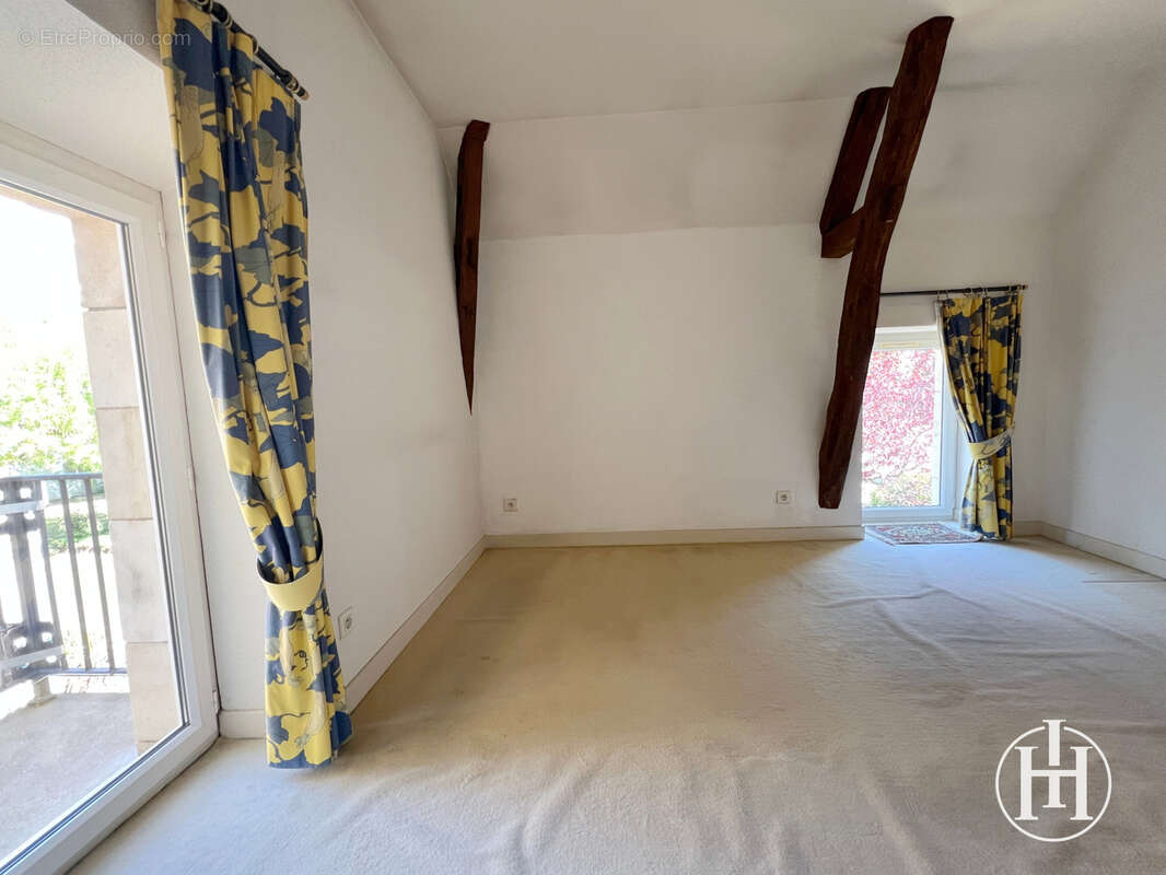 Appartement à SAINT-AMAND-MONTROND