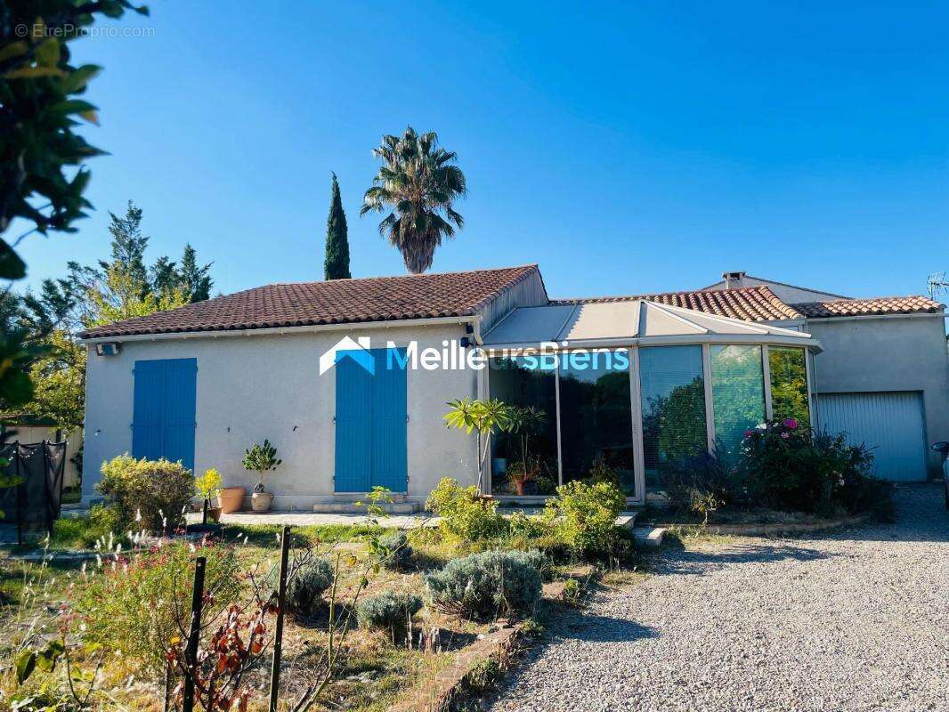 Maison à SAINT-FELIX-DE-LODEZ