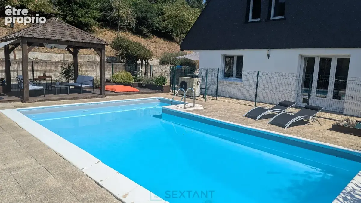 Belle propriété familiale avec piscine chauffée et vue dégagée - photo 3