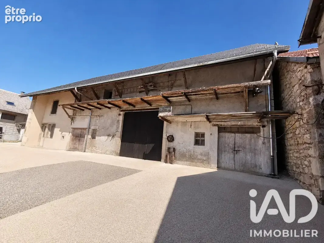 Photo 1 - Maison à CHAMPAGNE-EN-VALROMEY