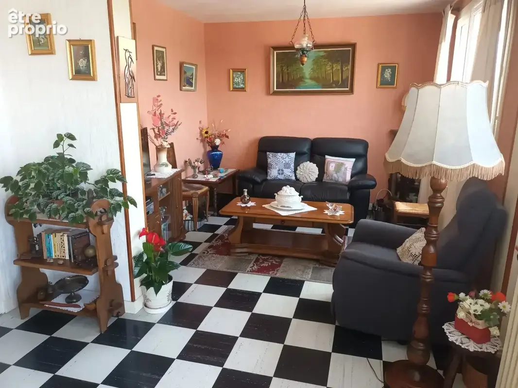 Appartement 4 pièces 81 m² à vendre à Montceau-Les-Mines (71300) - photo 3