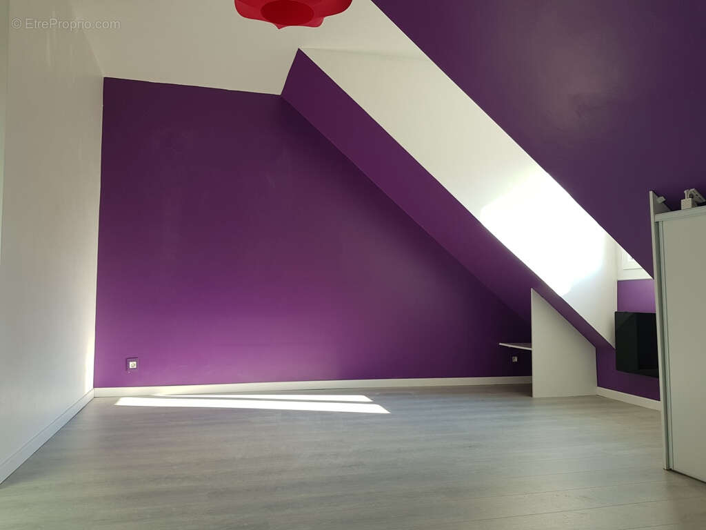 Appartement à MEZIERES-SUR-SEINE