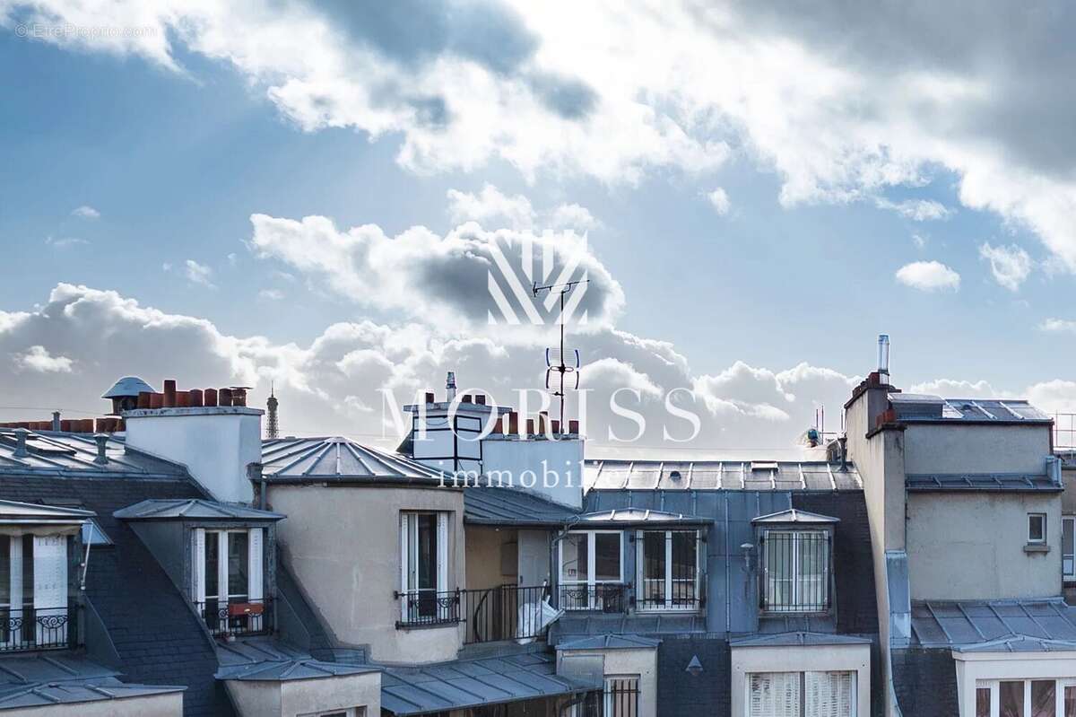 Appartement à PARIS-17E