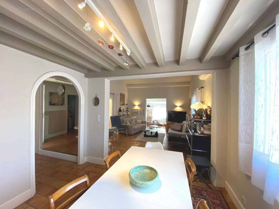 Maison à ROMANS-SUR-ISERE