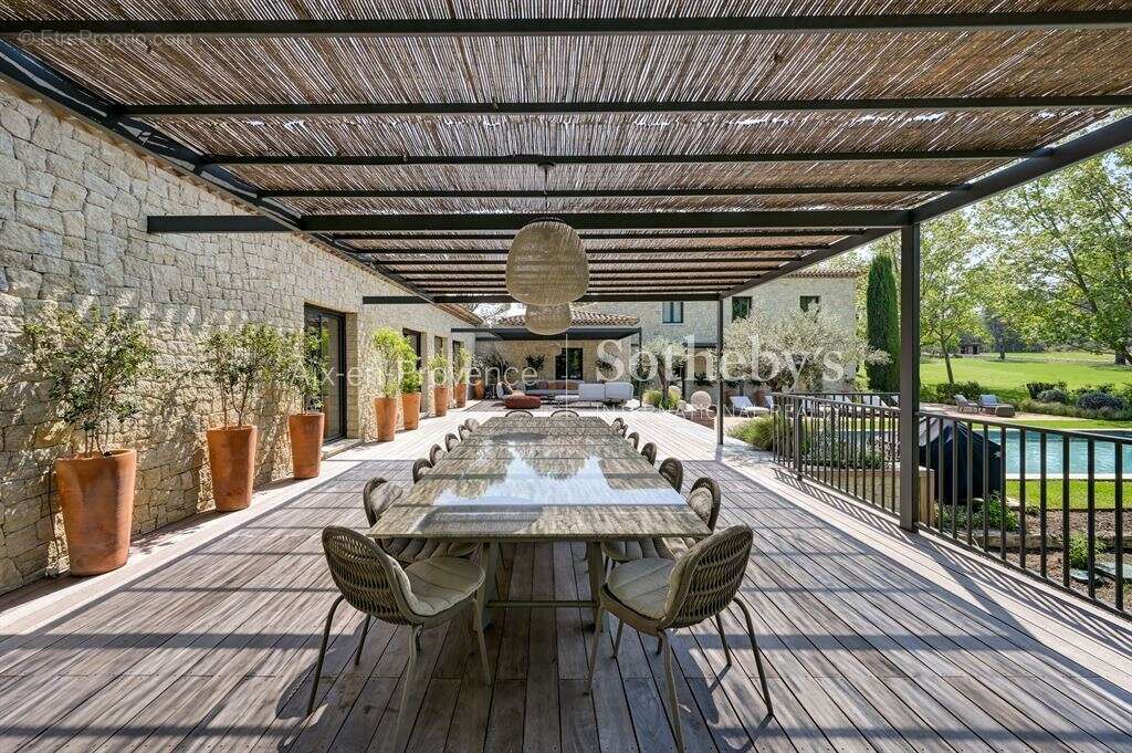 Maison à MEYRARGUES
