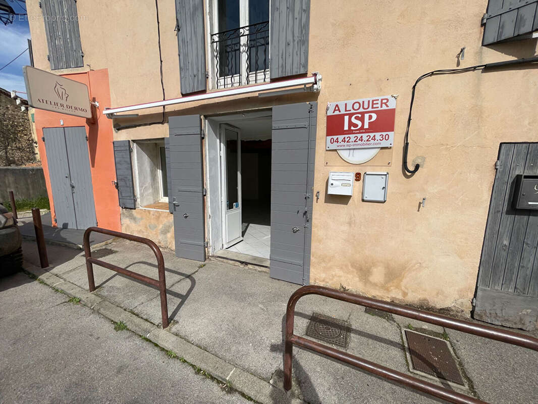 Les Milles - Appartement en RDC de type 2 - 55m² - photo 13