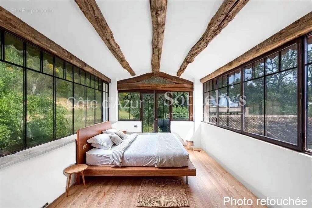 Maison à TOURRETTES