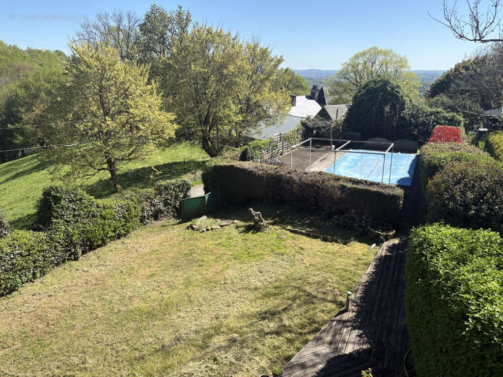 Maison à SAINT-SOLVE