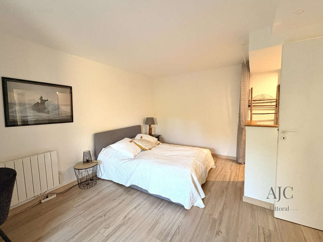 Maison 165 m² à Plogastel-Saint-Germain  - photo 8