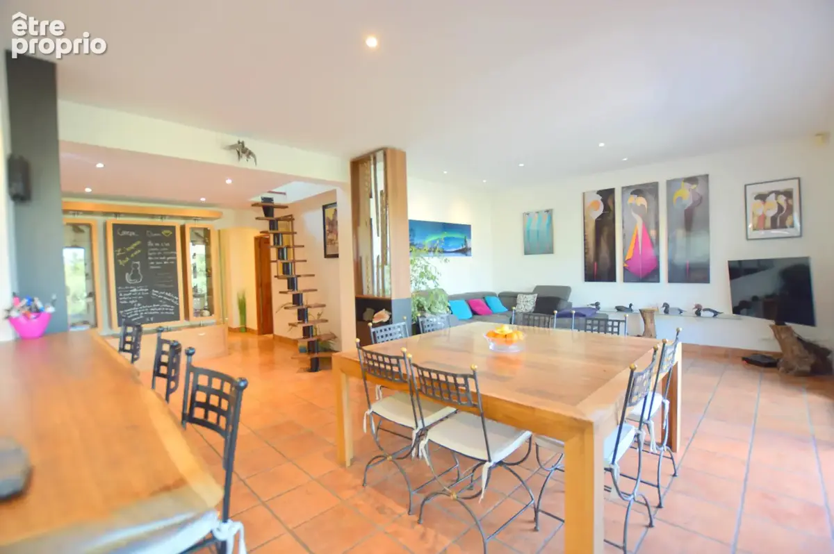 Maison T5 122 m² avec piscine, terrasse sud-ouest et dépendance T4  de 78 M²– Havre de paix à Balaruc-les-Bains - photo 10