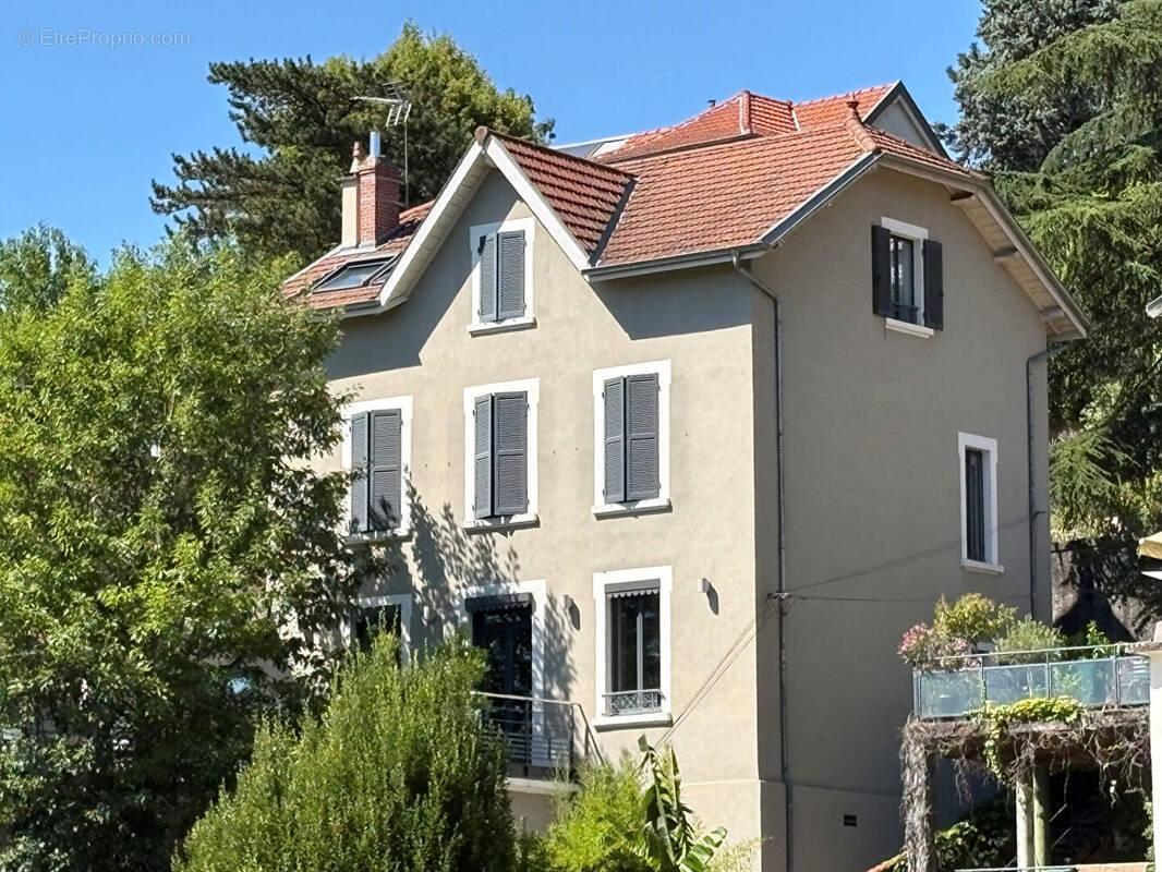 Maison à CALUIRE-ET-CUIRE