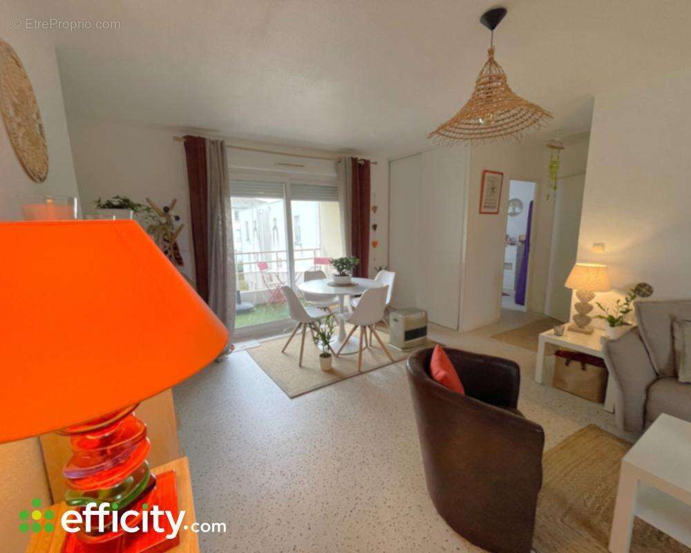 Appartement à SAINT-SEURIN-SUR-L'ISLE