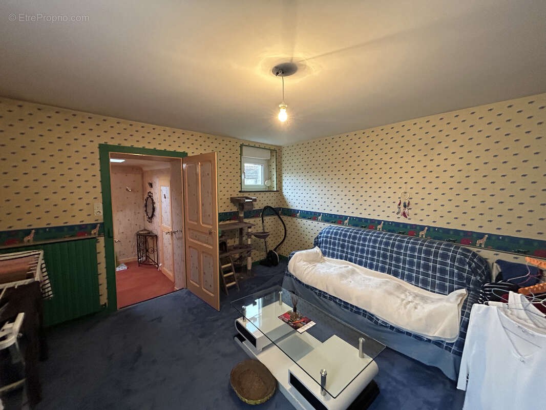 Maison à SAINT-LOUP-SUR-SEMOUSE