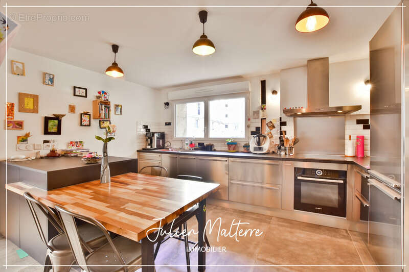 Appartement à SAINT-ETIENNE