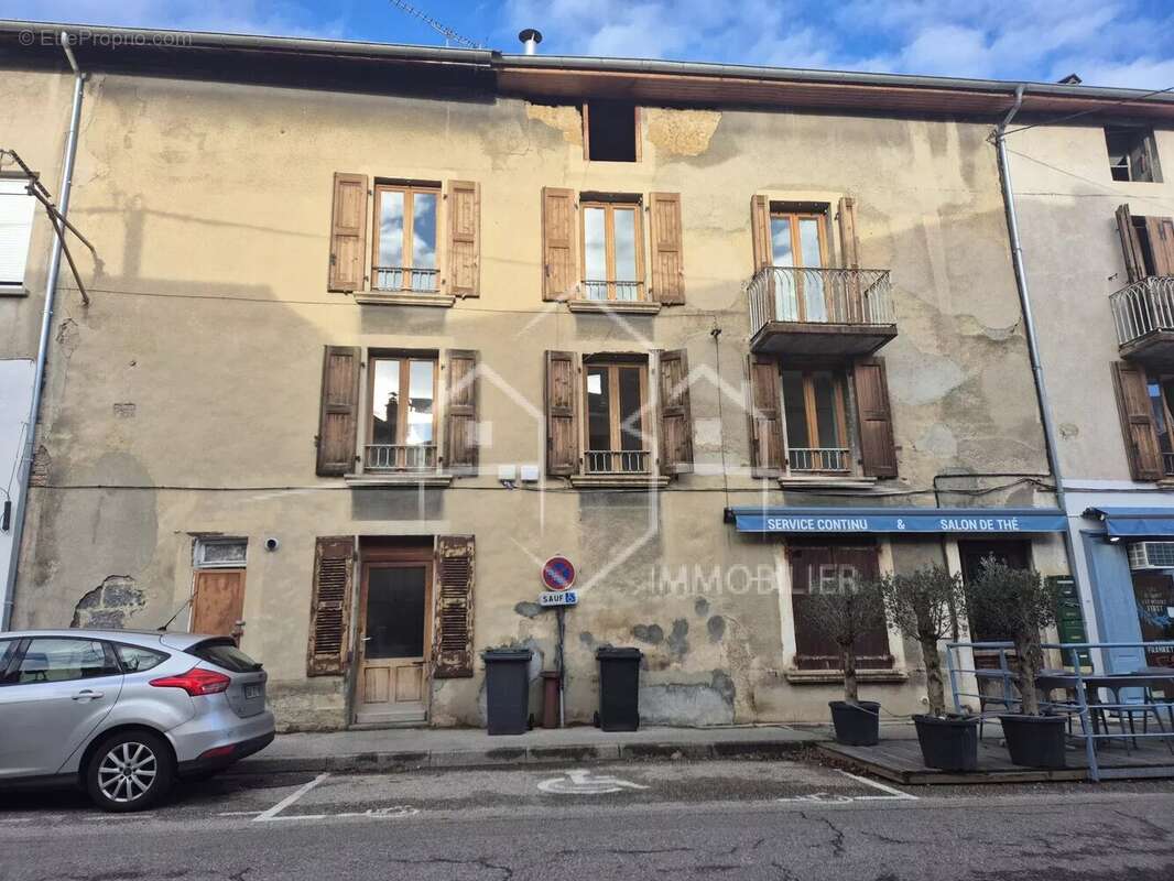 Appartement à LA COTE-SAINT-ANDRE