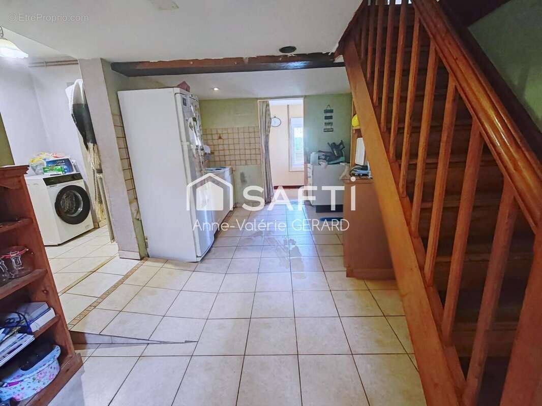 Maison 124 m² à Le Teilleul  - photo 6