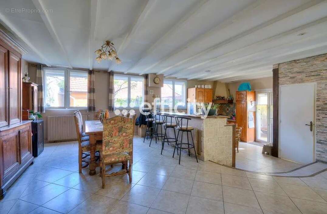 Maison à NEUILLY-PLAISANCE