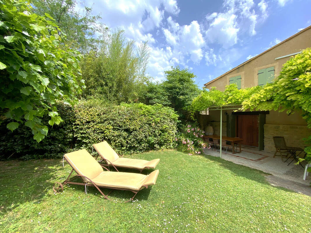 Maison à VAISON-LA-ROMAINE