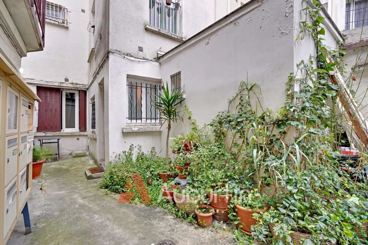 Appartement à PARIS-18E
