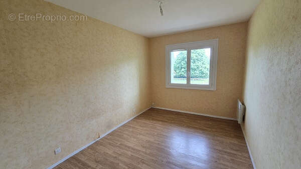 Appartement à SAINT-LAURENT-NOUAN