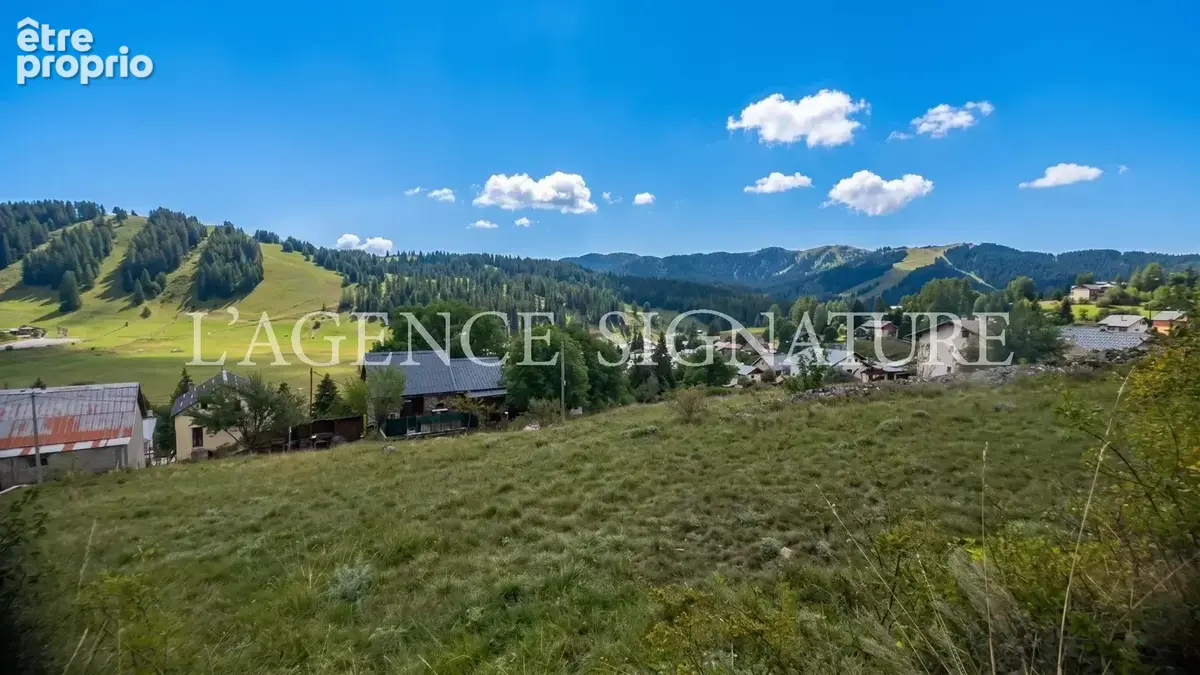 Les Launes - Terrain constructible 1001 m2 - photo 2
