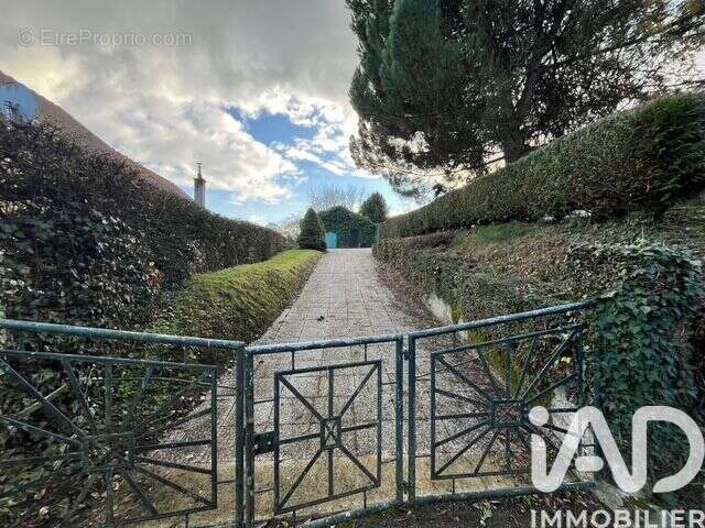 Photo 4 - Maison à POURU-SAINT-REMY