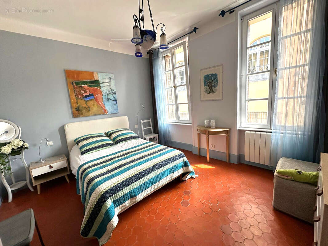 Appartement à BORMES-LES-MIMOSAS