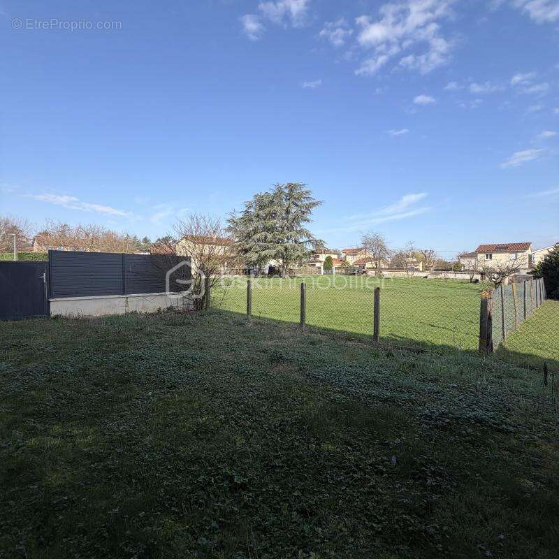 Appartement à BRINDAS