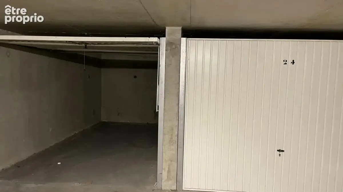 A vendre garage en sous-sol - Rue Camille Desmoulins - photo 5