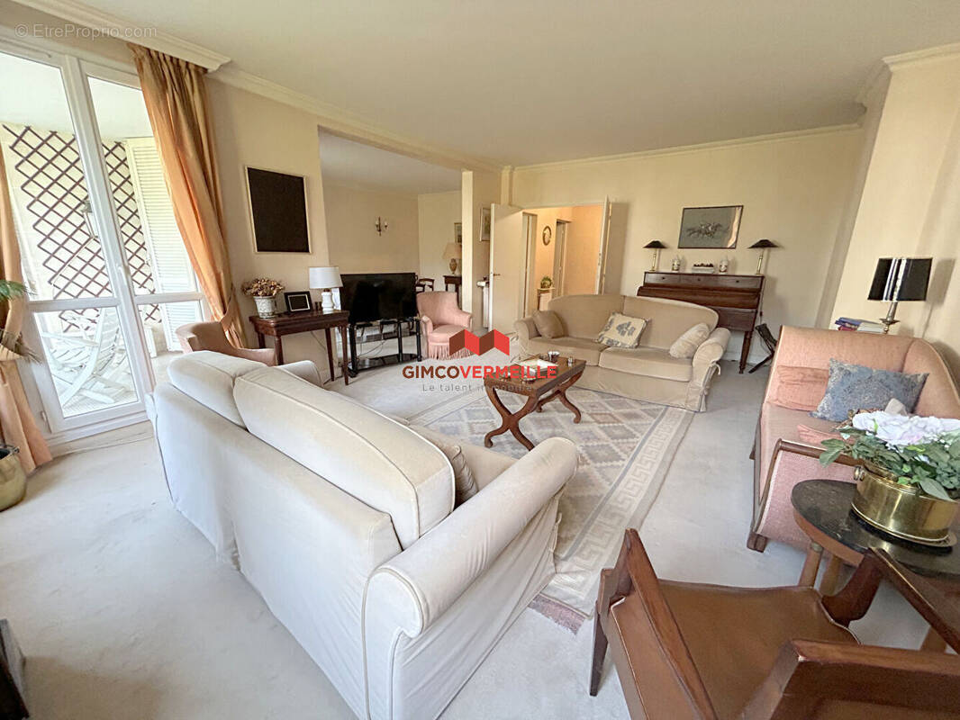 Appartement à LOUVECIENNES