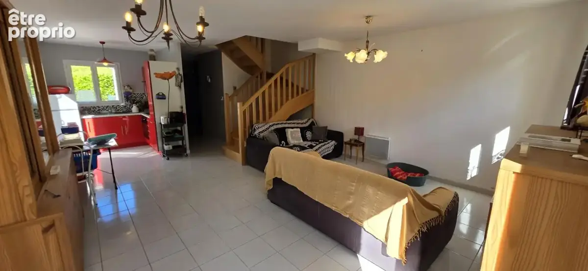 Les Tourrettes - Maison récente avec jardin et garage - photo 4