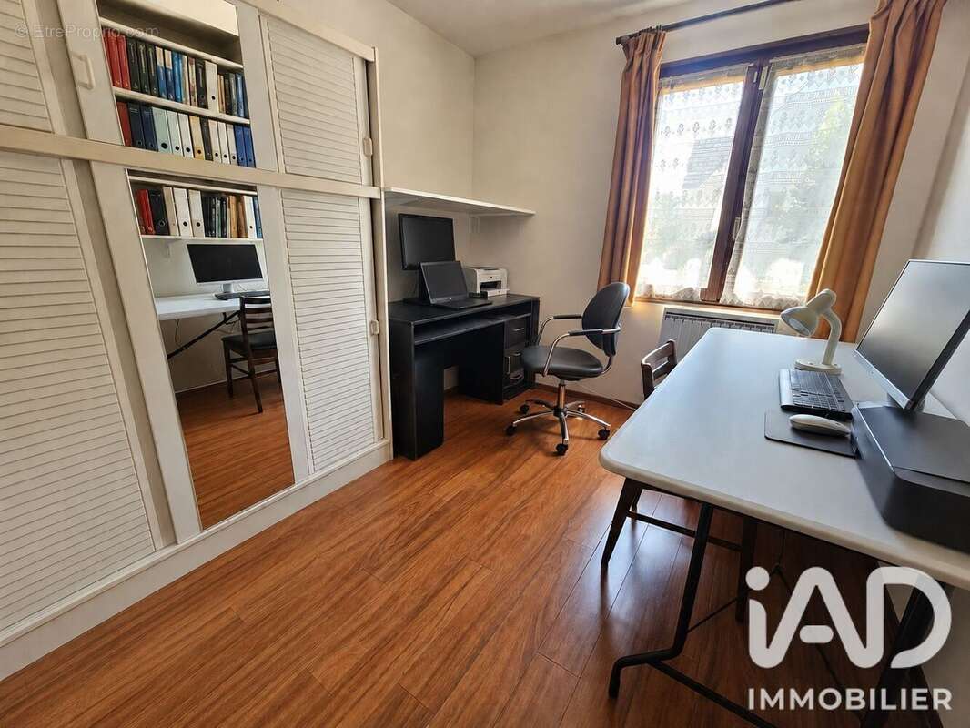 Maison 136 m² à Saint-Michel-Sur-Orge  - photo 7