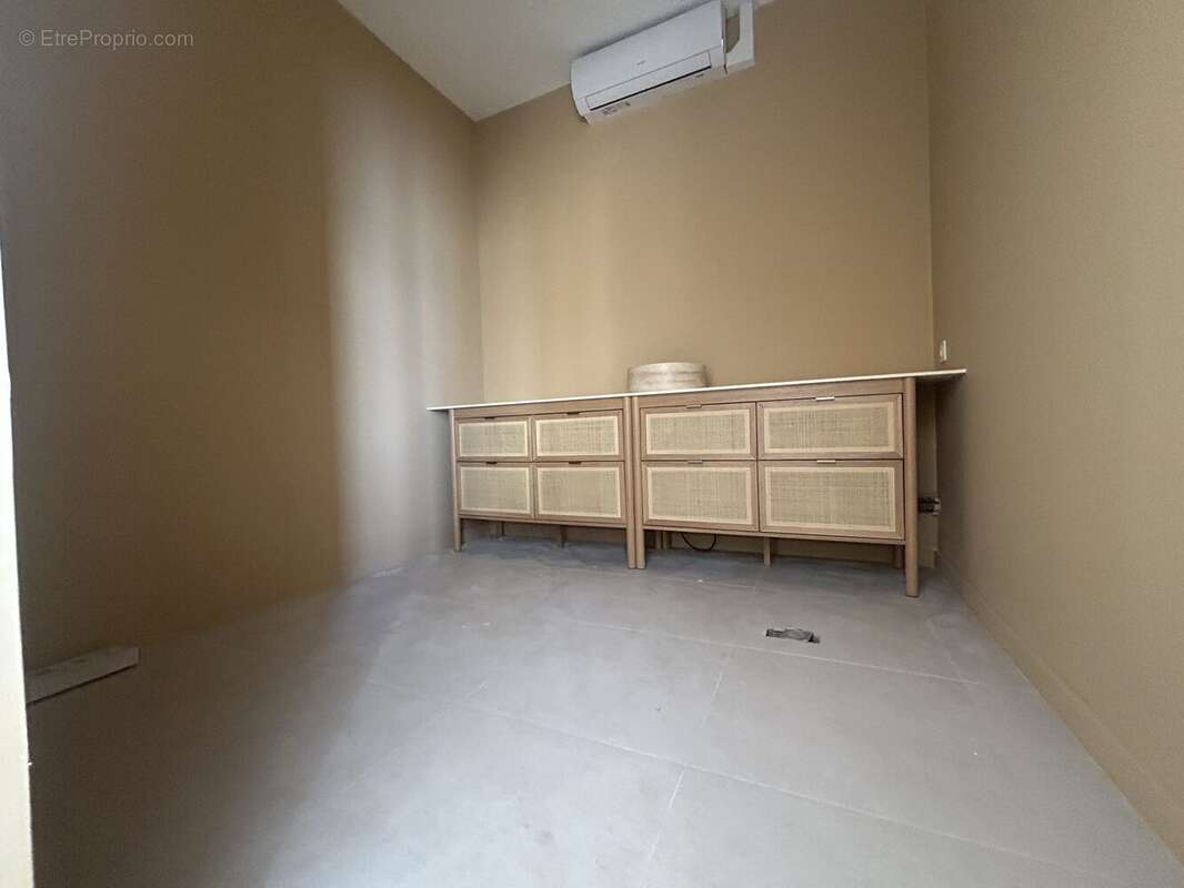 Commerce à VILLEURBANNE