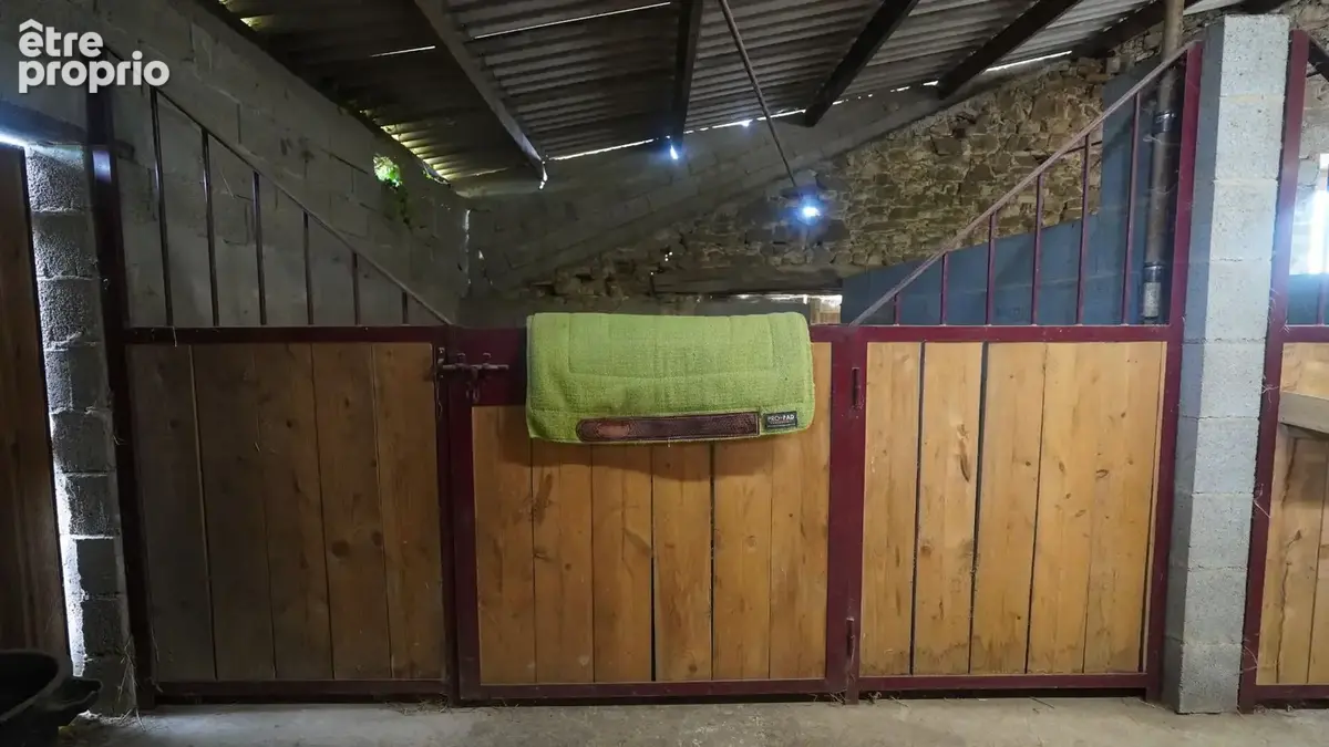 VENDEE 85 - SAINT FLORENT DES BOIS - Propriété Equestre / Loisirs -  Maison en Pierres 200m² - Activité d'hebergement  , 15 Hect - photo 16