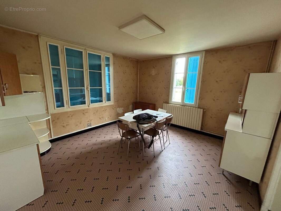 Maison à SAINT-SAVIN