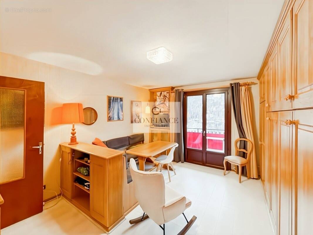 Appartement à SAINT-ETIENNE-DE-TINEE